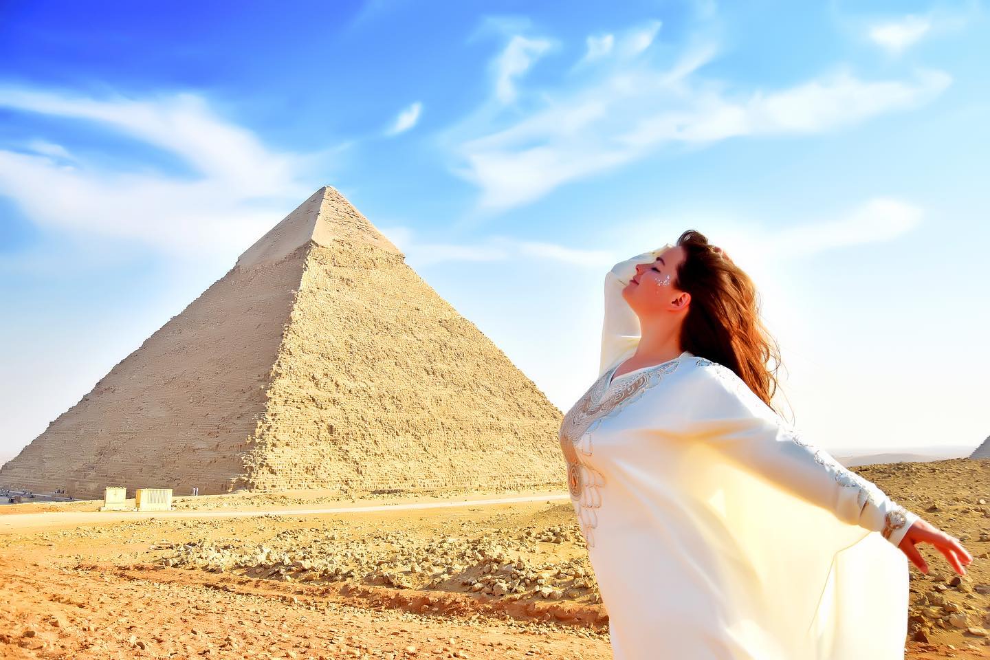Сколько лет египту в 2024. Экскурсии в Хургаде 2022. Экскурсии из Хургады 2022. Экскурсия на пирамиды. Каир экскурсии.